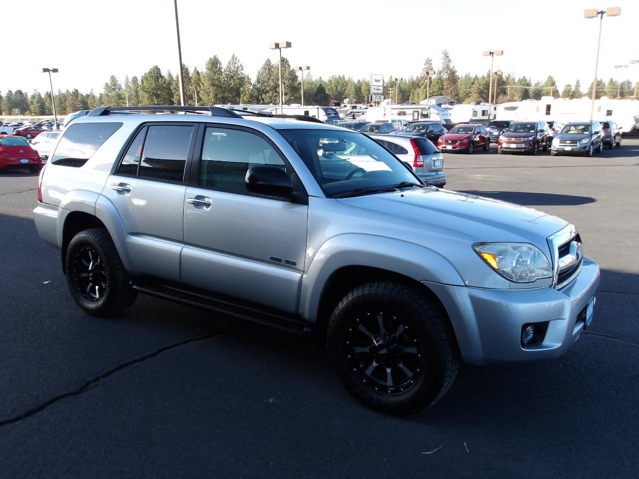 Used 2006 Toyota 4Runner SR5 AWD/4WD image 7