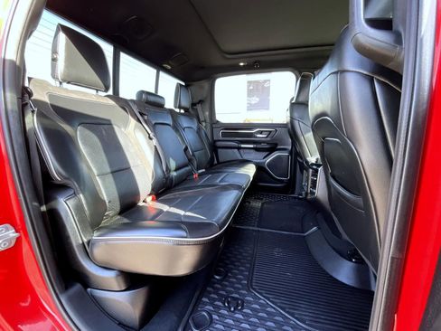 Used 2019 RAM 1500 Laramie w/ Sport Appearance Package image 18