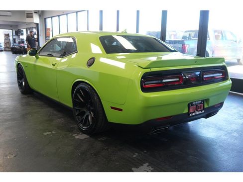 Used 2015 Dodge Challenger R/T Plus RWD image 5