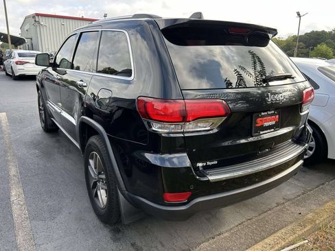 Used 2020 Jeep Grand Cherokee Limited RWD image 2