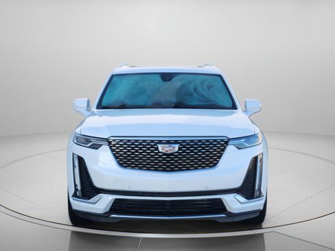 Used 2023 Cadillac XT6 Luxury FWD image 6