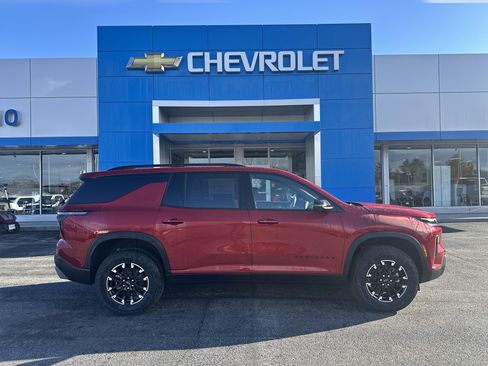 New 2026 Chevrolet Traverse Z71 w/ Enhanced Driving Package image 1