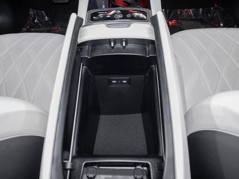 Certified 2024 Mercedes-Benz EQS AMG 4MATIC image 25