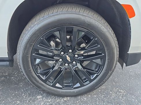 Used 2024 Chevrolet Tahoe High Country w/ Premium Package 2 image 10