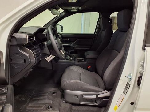 Used 2026 Toyota 4Runner SR5 image 23