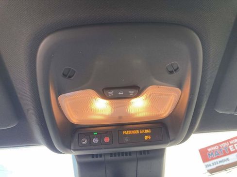 Used 2023 Chevrolet Colorado W/T image 28