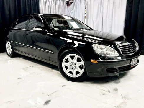 Used 2004 Mercedes-Benz S 500 4MATIC image 3