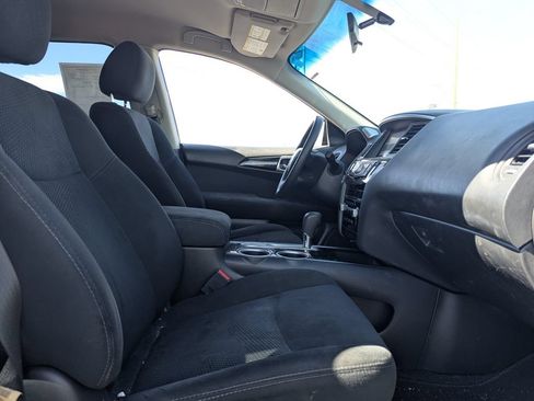 Used 2014 Nissan Pathfinder S FWD image 33