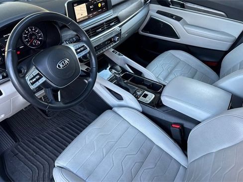 Used 2020 Kia Telluride SX w/ SX Prestige Package image 10