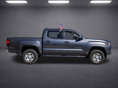 Used 2021 Toyota Tacoma SR5 image 3