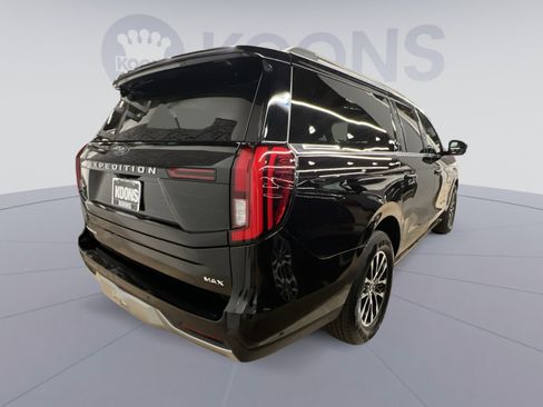 Used 2025 Ford Expedition Max Platinum image 4