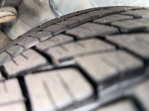 Used 2003 BMW Z4 2.5i RWD image 25