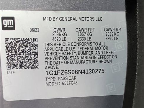 Used 2022 Chevrolet Bolt EUV Premier FWD image 29