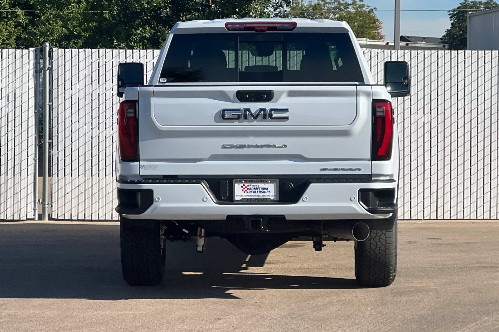 New 2026 GMC Sierra 2500 Denali Ultimate AWD/4WD image 5
