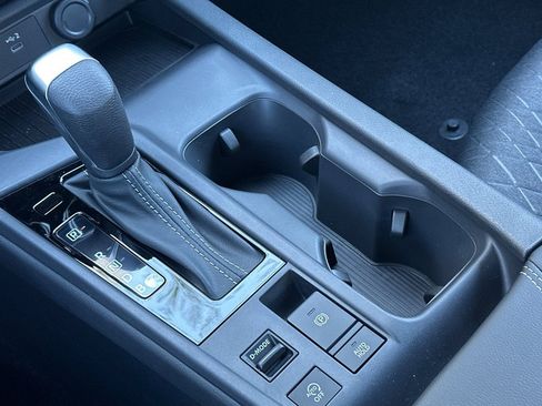 New 2026 Nissan Sentra SV w/ Floor Mat Package FWD image 17