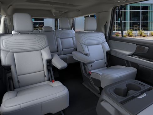 New 2026 Ford Expedition Max Platinum AWD/4WD image 11