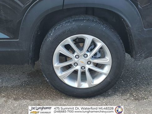 Used 2025 Chevrolet TrailBlazer LS w/ LPO, Blackout Package image 33