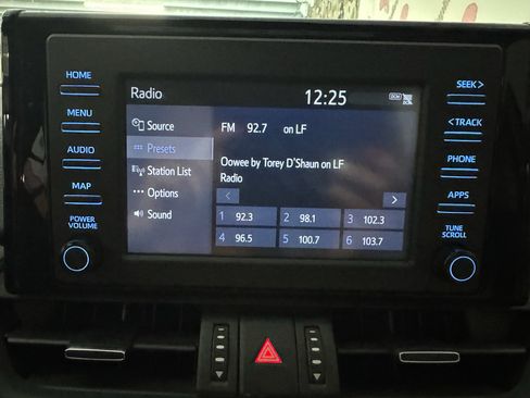 Used 2019 Toyota RAV4 XLE Premium w/ Cold Weather Package AWD/4WD image 27
