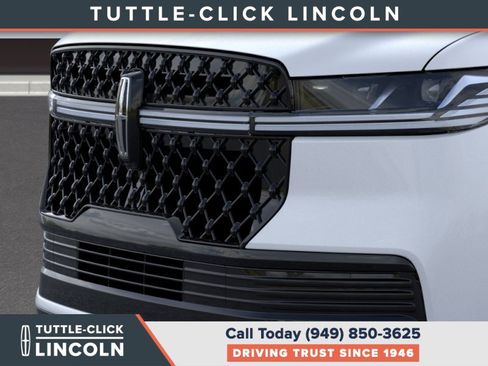 New 2026 Lincoln Navigator Black Label AWD/4WD image 17