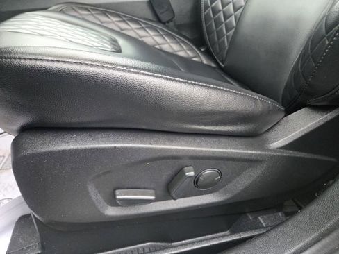 Certified 2024 Ford Edge Titanium image 27