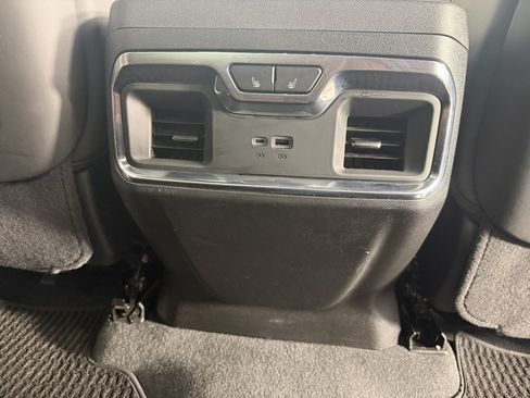 Used 2025 GMC Sierra 1500 Denali Ultimate AWD/4WD image 17