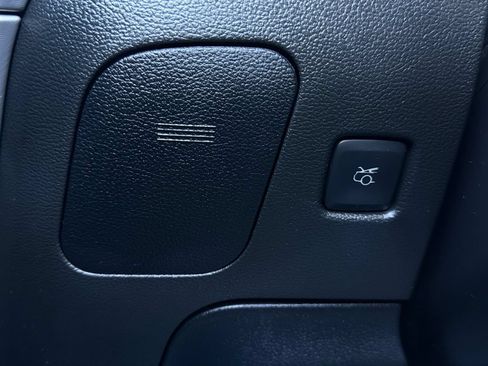 Used 2019 Ford Mustang Premium RWD image 27