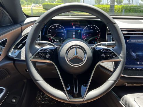 Certified 2026 Mercedes-Benz E 350 4MATIC Sedan image 18