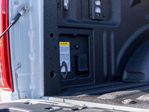New 2025 Ford F150 Platinum AWD/4WD image 37