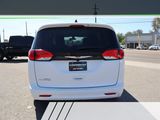 Used 2022 Chrysler Voyager LX image 4