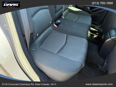 Used 2016 MAZDA MAZDA3 i Sport w/ Preferred Equipment Package FWD image 23