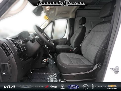 Used 2025 RAM ProMaster 2500 w/ Upfitter's Prep Package image 12
