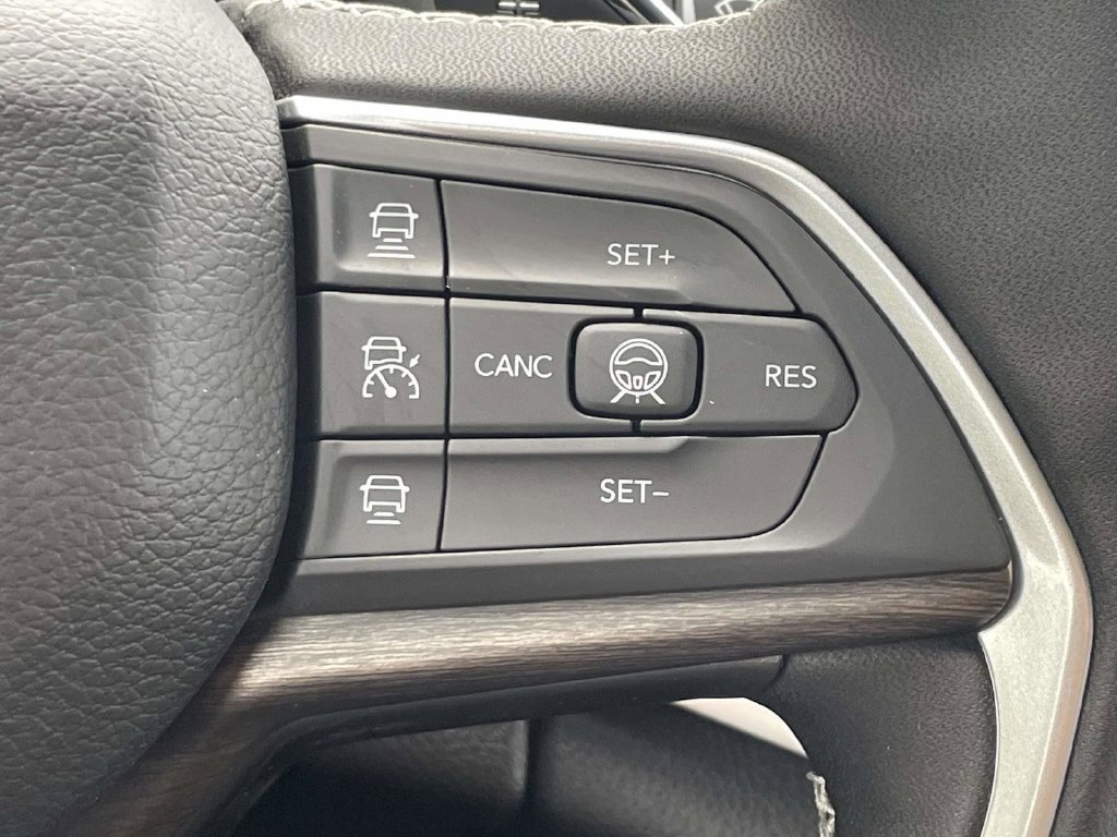 New 2027 Jeep Grand Cherokee 4WD image 30