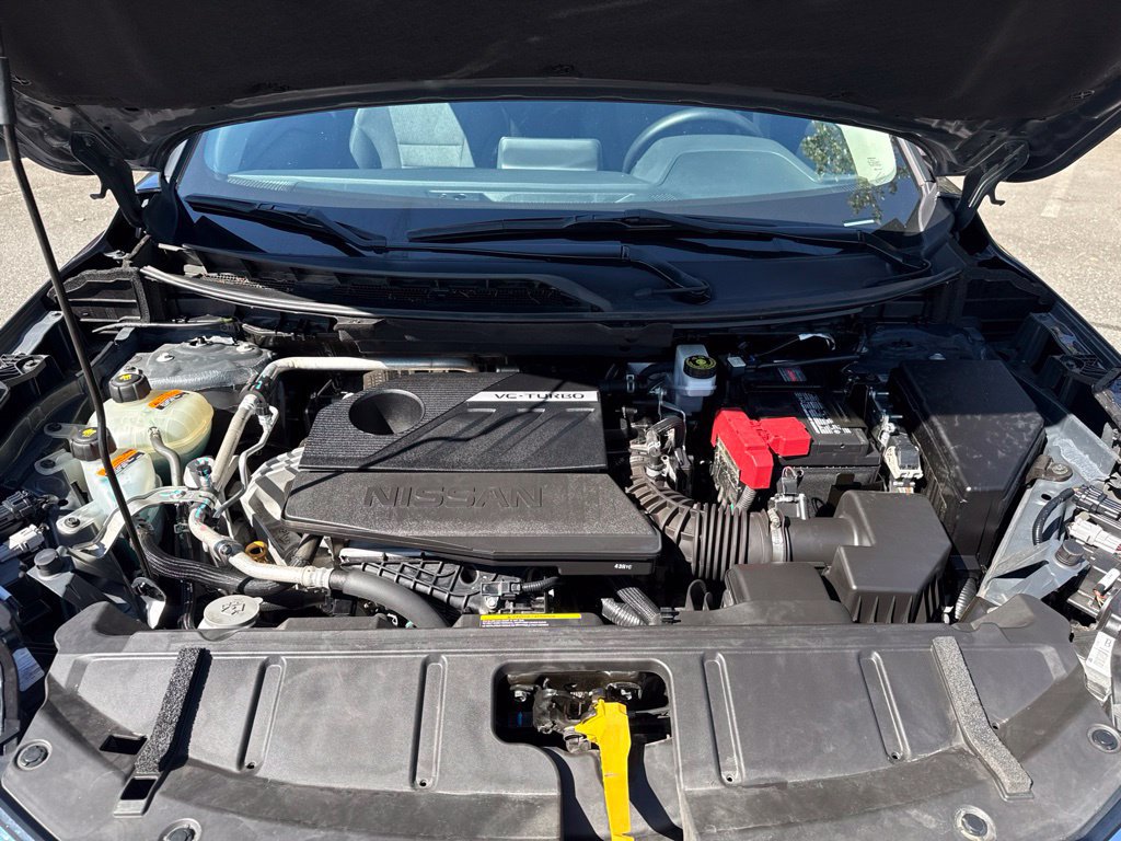 Used 2024 Nissan Rogue SV AWD/4WD image 43
