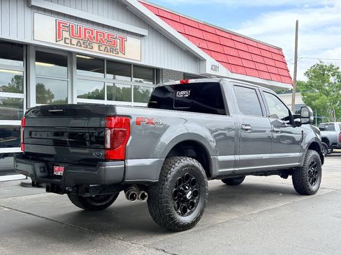 Used 2020 Ford F250 Platinum w/ FX4 Off-Road Package AWD/4WD image 3