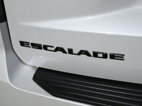 Used 2021 Cadillac Escalade Sport Platinum w/ Heavy-Duty Trailer Package image 44