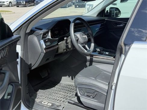 Used 2023 Audi Q8 Premium Plus w/ Premium Plus Package image 14