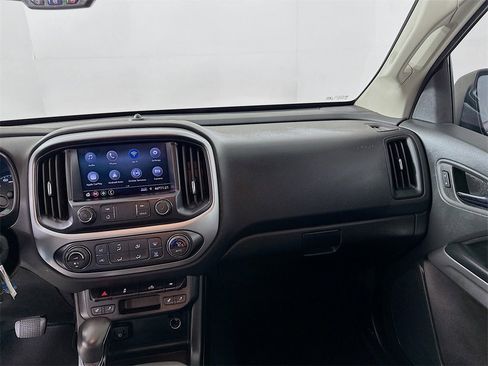 Used 2022 Chevrolet Colorado LT w/ Luxury Package image 20