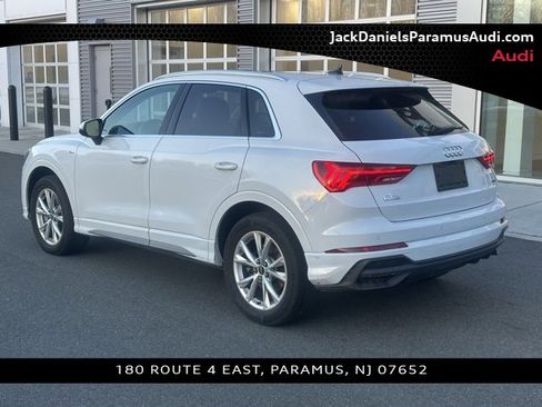 Used 2023 Audi Q3 2.0T Premium w/ Convenience Package image 6