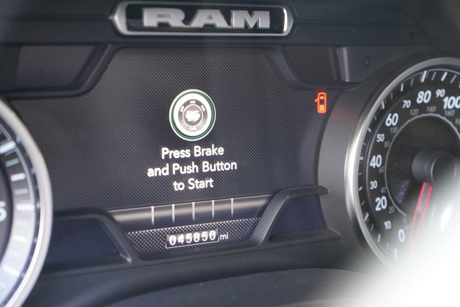 Used 2022 RAM 1500 Big Horn RWD image 4