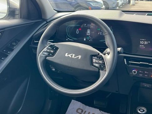 Certified 2023 Kia Niro EX w/ EX Cold Weather Package FWD image 14