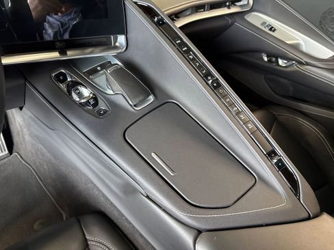 Used 2023 Chevrolet Corvette Stingray Coupe w/ Z51 Performance Package image 35