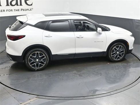 Certified 2023 Chevrolet Blazer Premier w/ Driver Confidence II Package image 38