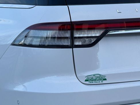 Used 2022 Lincoln Aviator Reserve w/ Equipment Group 201A image 34