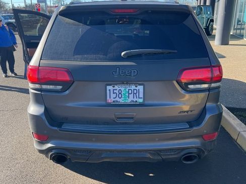 Used 2014 Jeep Grand Cherokee SRT image 3