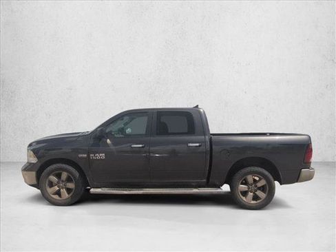 Used 2017 RAM 1500 Lone Star RWD image 9