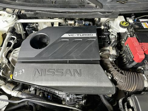 Used 2023 Nissan Rogue SV AWD/4WD image 9
