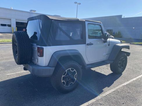 Used 2009 Jeep Wrangler X AWD/4WD image 8