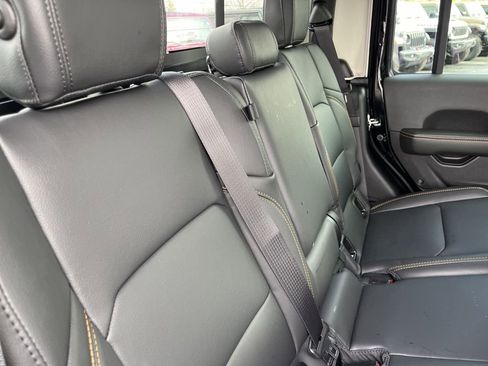 New 2026 Jeep Gladiator Sahara image 45