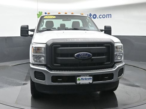 Used 2014 Ford F250 XL w/ XL Value Package image 4