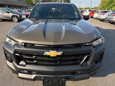 Used 2023 Chevrolet Colorado W/T image 19